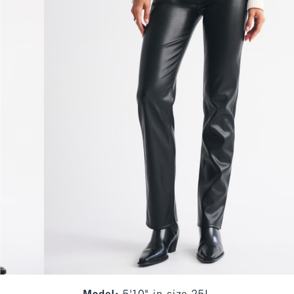 Abercrombie ‘90s straight ultra high rise black leather pants